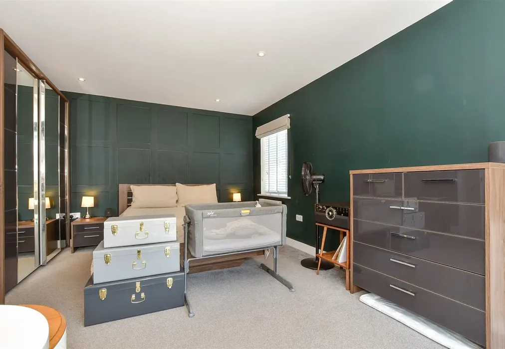 Bedroom 1 - Cannon Street, Deal, Kent - Wards of Kent