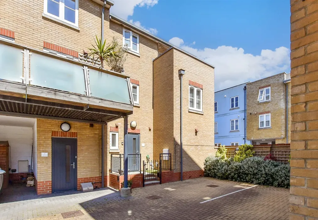 Rear Elevation - Cannon Street, Deal, Kent - Wards of Kent