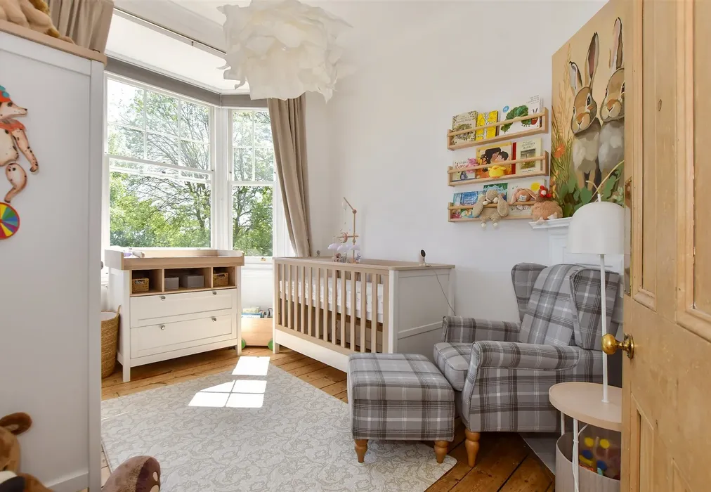 Bedroom 4 - Russell Road, Buckhurst Hill, Essex - Wards of Kent