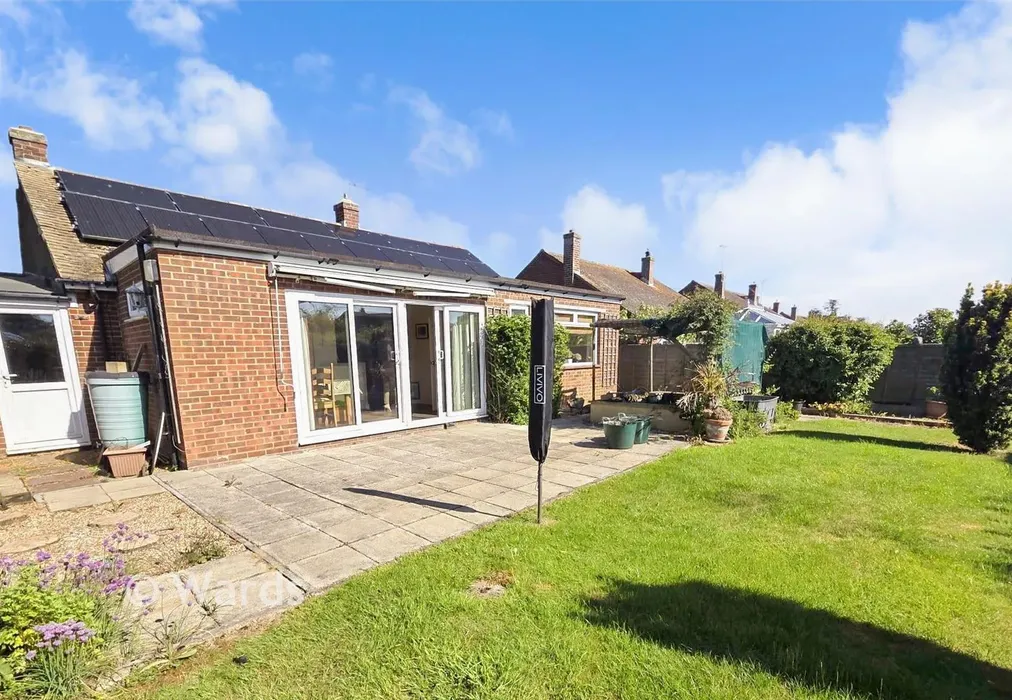 Rear Garden - Cliff Avenue, Herne Bay, Kent - Wards of Kent