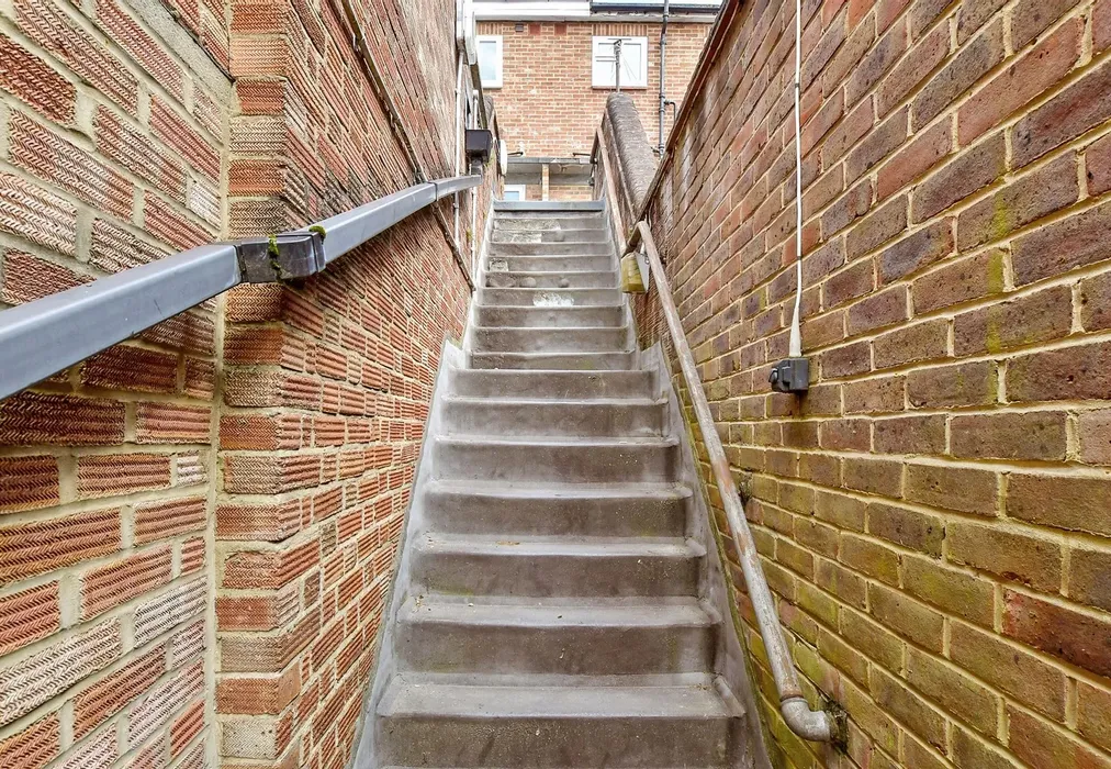 Surrounding Area - High Street, Crawley, West Sussex - Wards of Kent