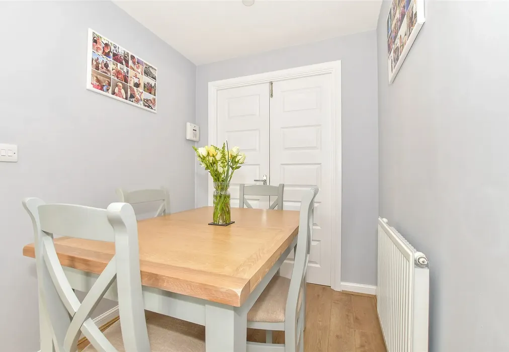 Lounge/ Diner - Crabapple Road, Tonbridge, Kent - Wards of Kent