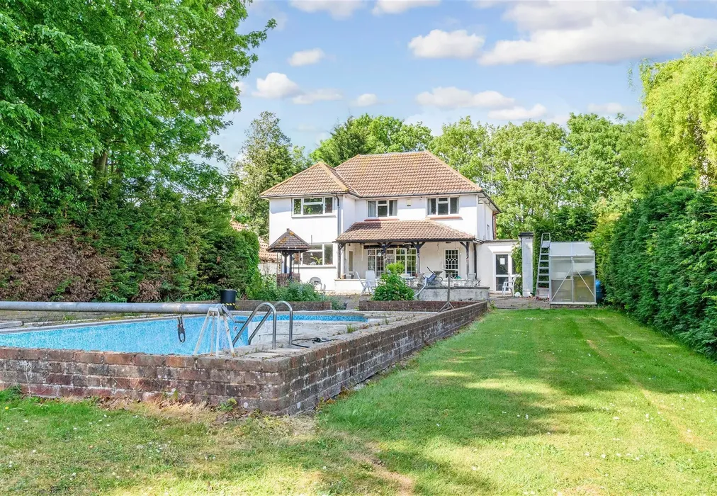 Rear Elevation - Highlands Hill, Swanley, Kent - Wards of Kent