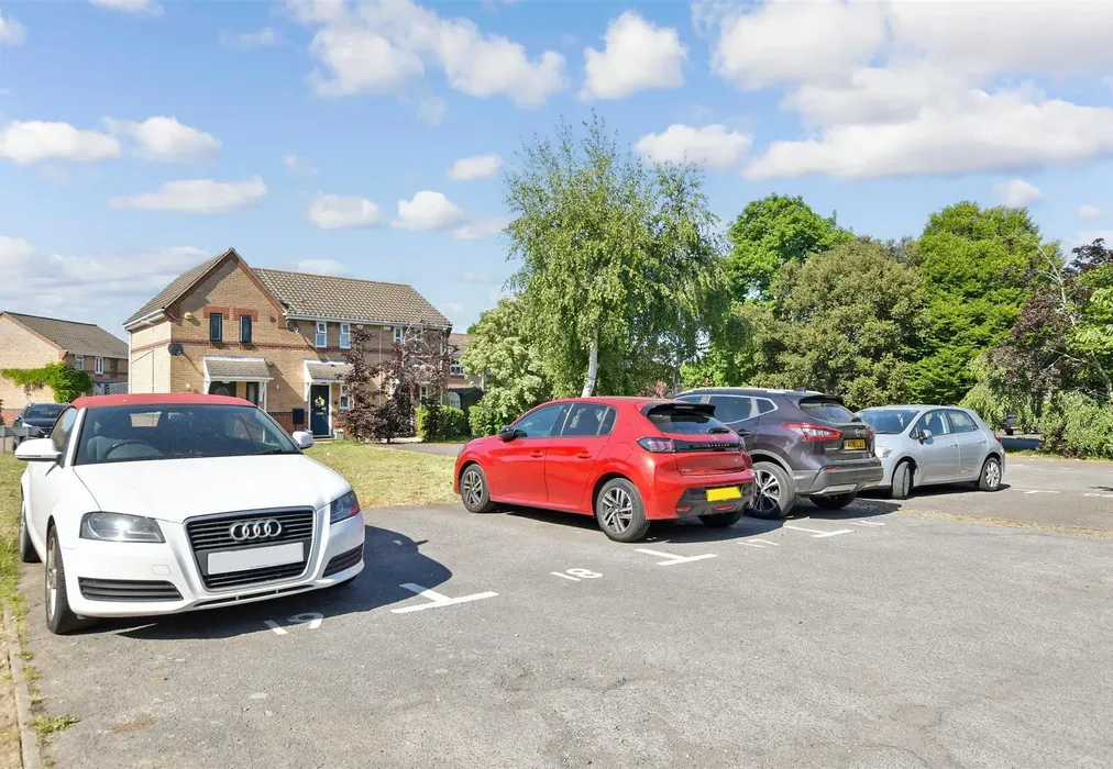 Driveway/Parking - Stafford Green, Langdon Hills, Basildon, Essex - Wards of Kent