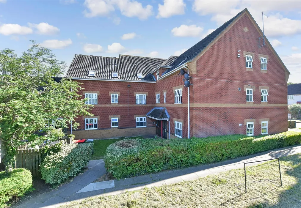 External (Web) - Stafford Green, Langdon Hills, Basildon, Essex - Wards of Kent