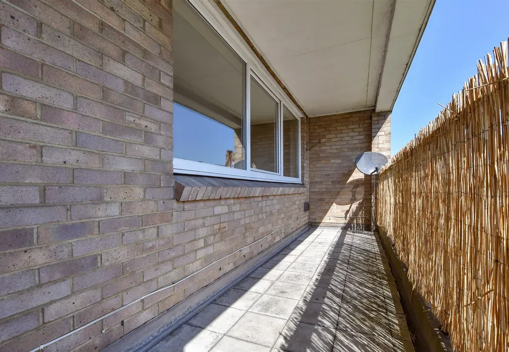 Balcony - Cheriton Gardens, Folkestone, Kent - Wards of Kent