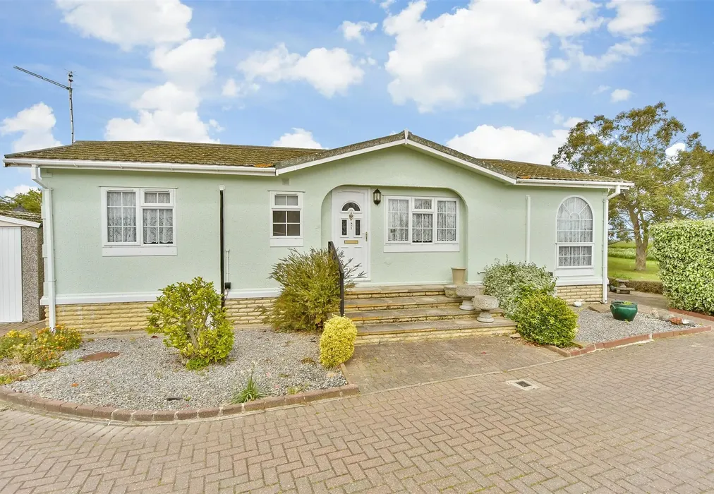 Front Web - Kingsmead Park, Allhallows, Rochester, Kent - Wards of Kent