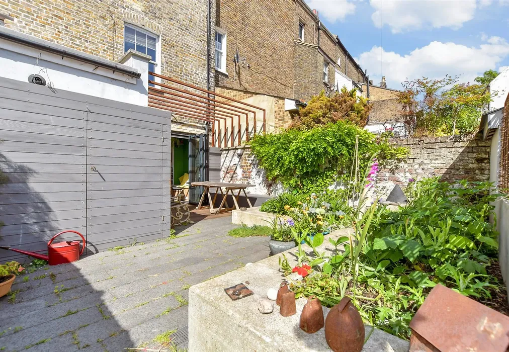 Rear Garden - Trinity Square, Margate, Kent - Wards of Kent
