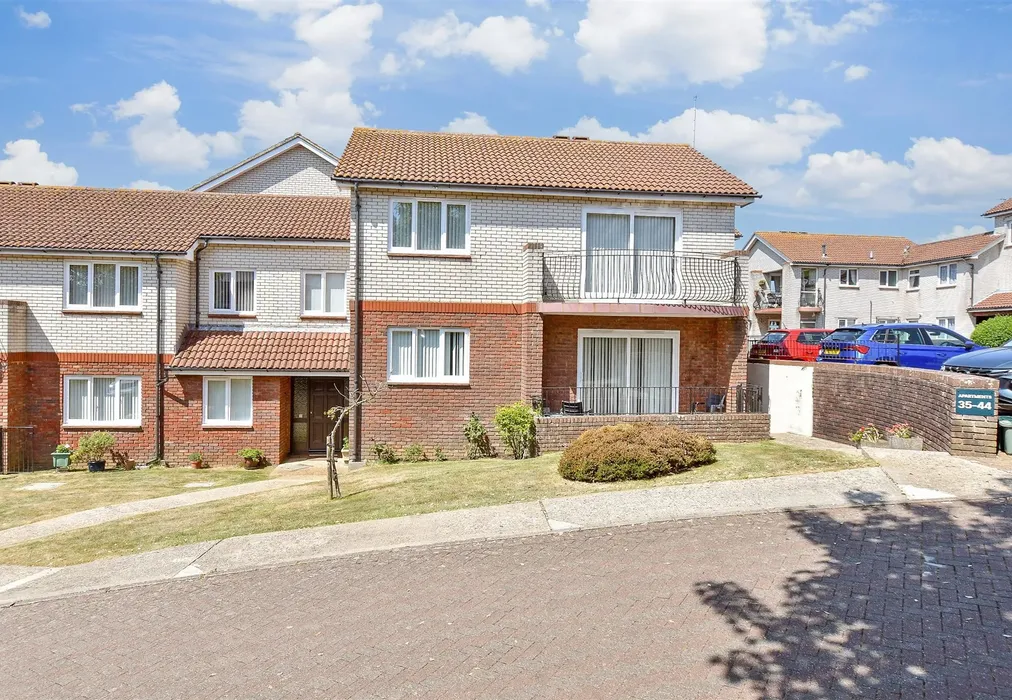 Front Aspect - Prospect Road, Shanklin, Isle of Wight - Wards of Kent