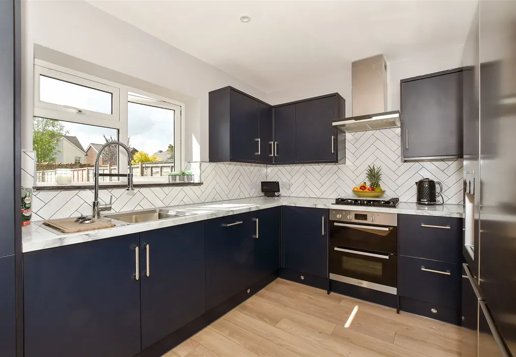 Kitchen/Dining Room - Grove Road, Horley, Surrey - Wards of Kent
