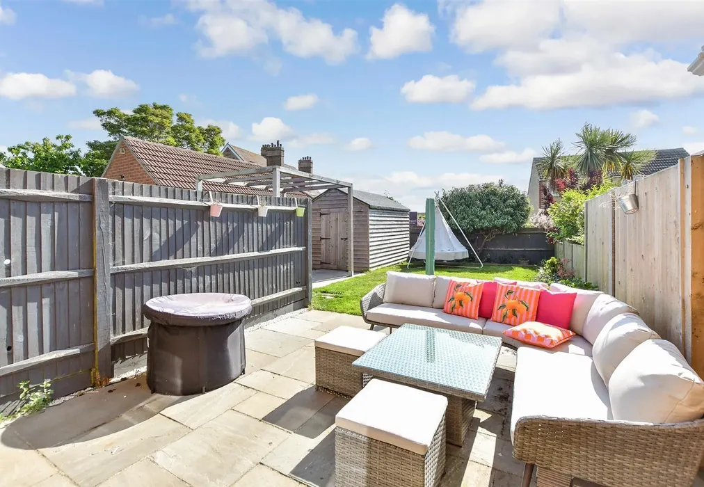 Patio / Decking - Becket Close, Deal, Kent - Wards of Kent