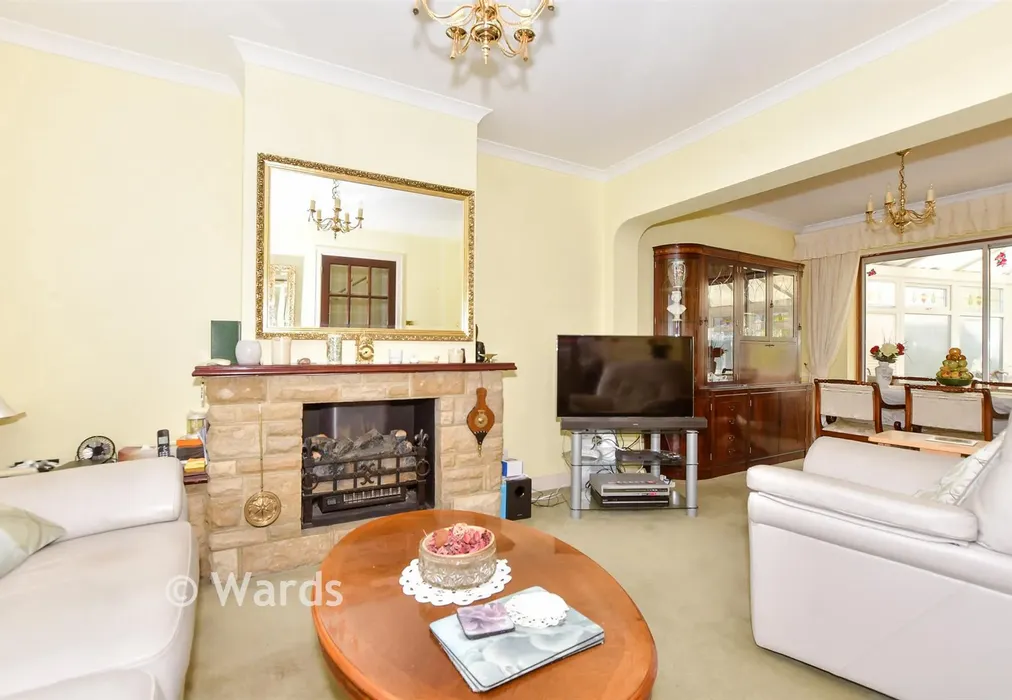 Lounge - Leas Road, Deal, Kent - Wards of Kent