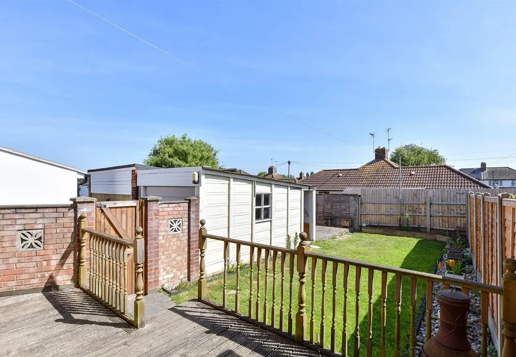 Rear Garden - Edison Road, Welling, Kent - Wards of Kent