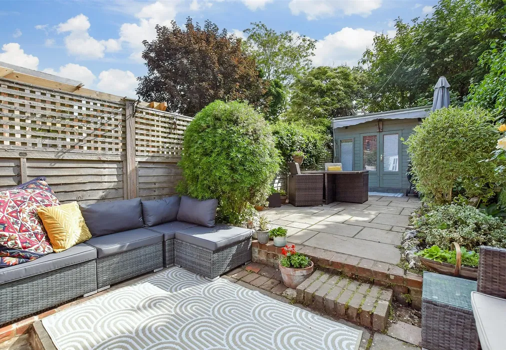 Rear Garden - Church Lane, Eastergate, Chichester, West Sussex - Wards of Kent