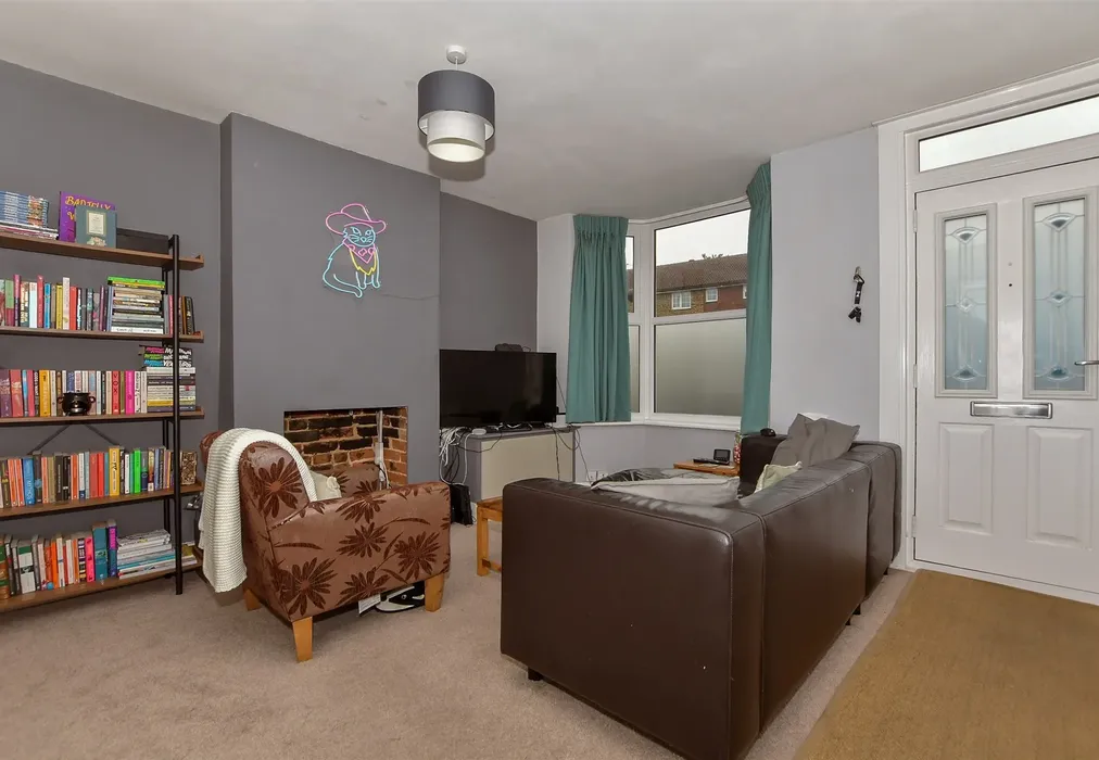 Lounge - Tonbridge Road, Maidstone, Kent - Wards of Kent