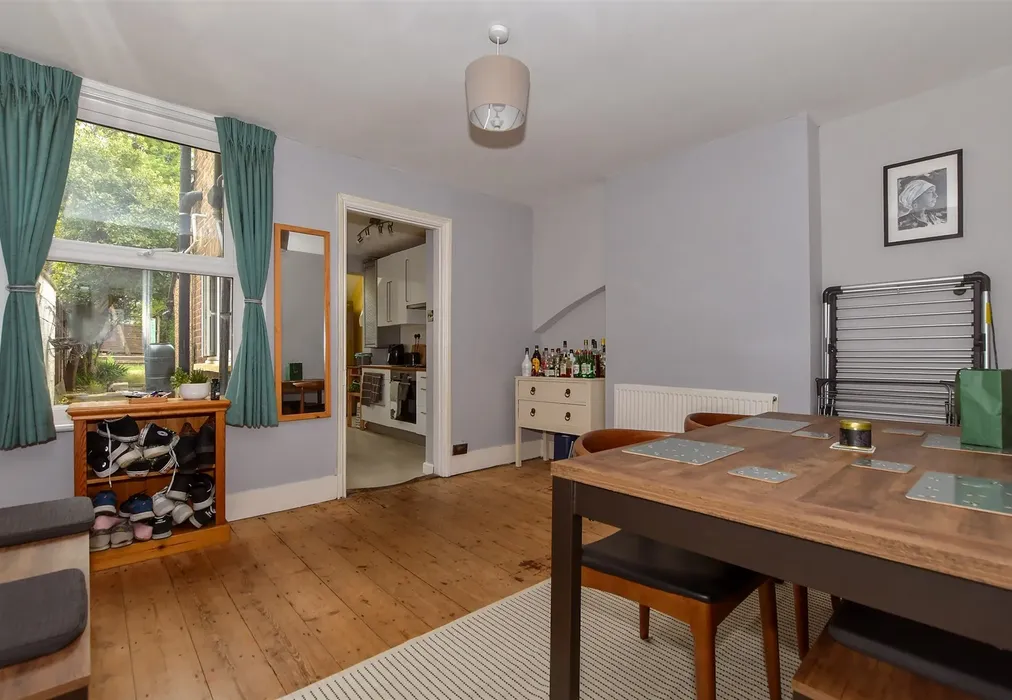 Dining Area - Tonbridge Road, Maidstone, Kent - Wards of Kent