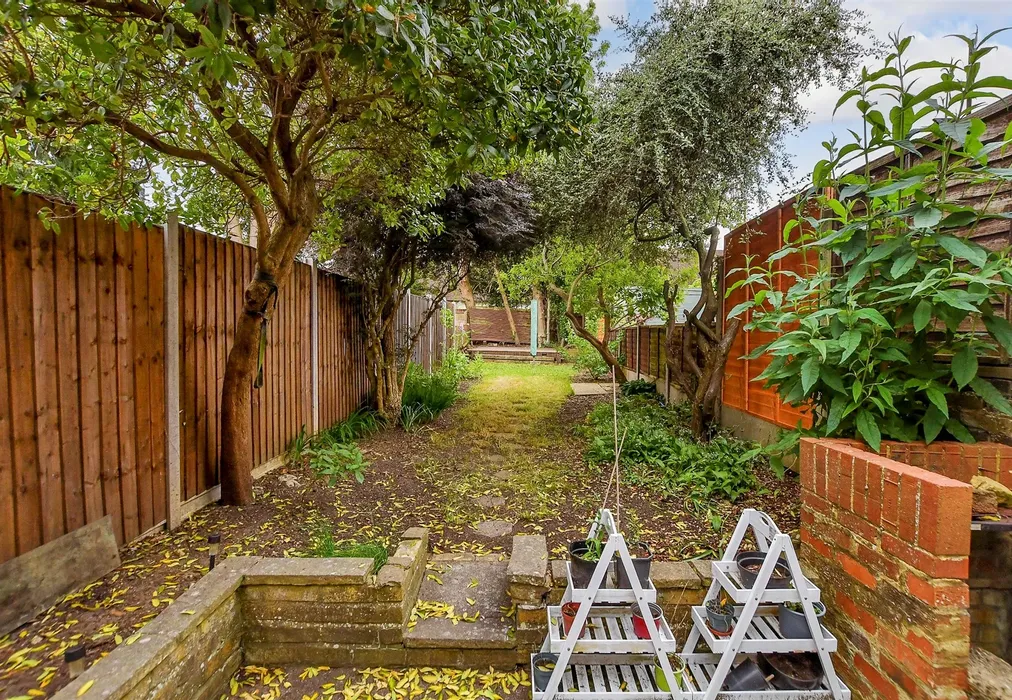 Rear Garden - Tonbridge Road, Maidstone, Kent - Wards of Kent
