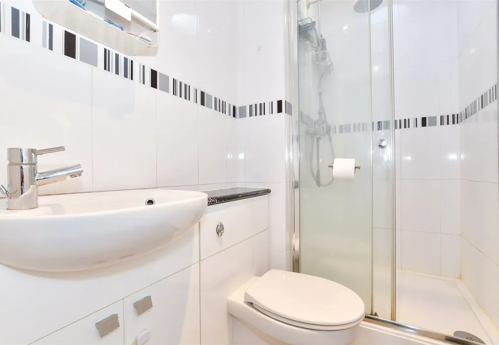 Shower Room - Queens Avenue, Snodland, Kent - Wards of Kent