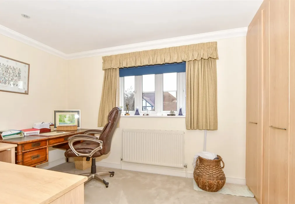 Bedroom 4 - Copper Beech Drive, Tangmere, Chichester, West Sussex - Wards of Kent