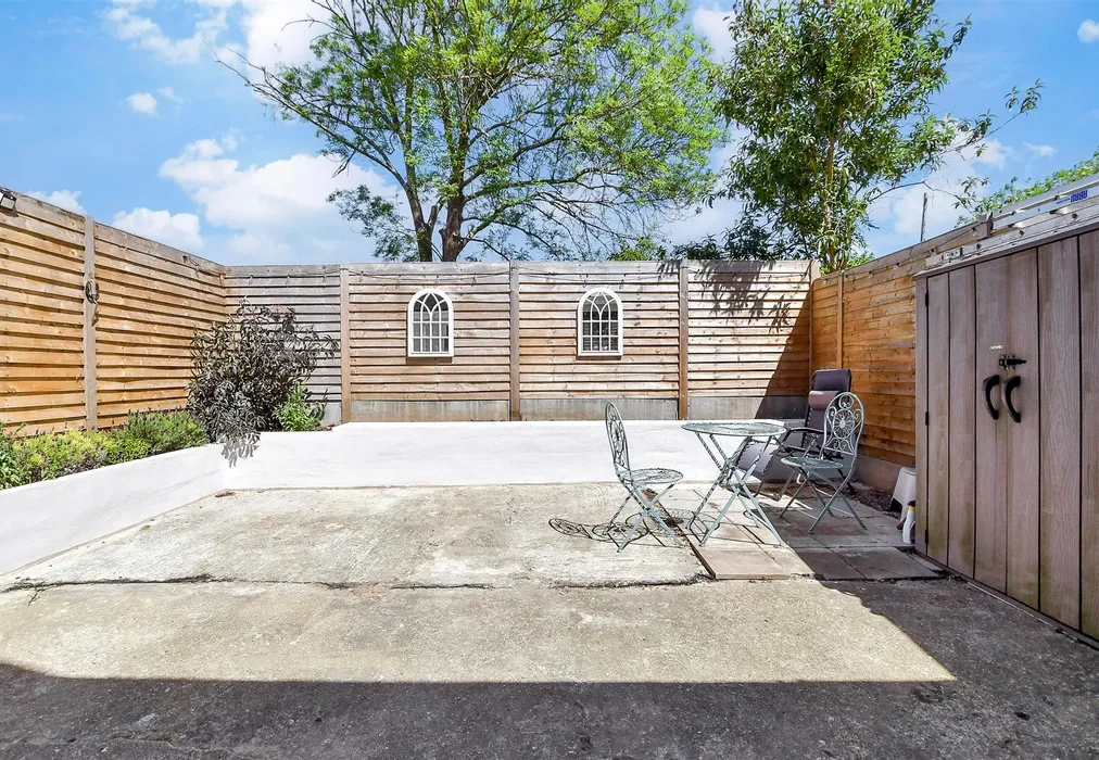 Rear Garden - Sandling Lane, Penenden Heath, Maidstone, Kent - Wards of Kent
