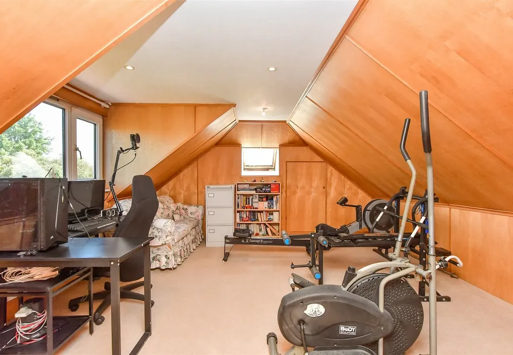 Bedroom 5 - Elm Avenue, Chattenden, Rochester, Kent - Wards of Kent