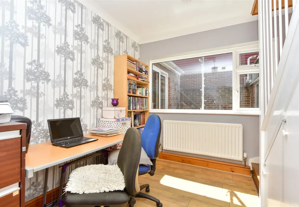 Study - Elm Avenue, Chattenden, Rochester, Kent - Wards of Kent