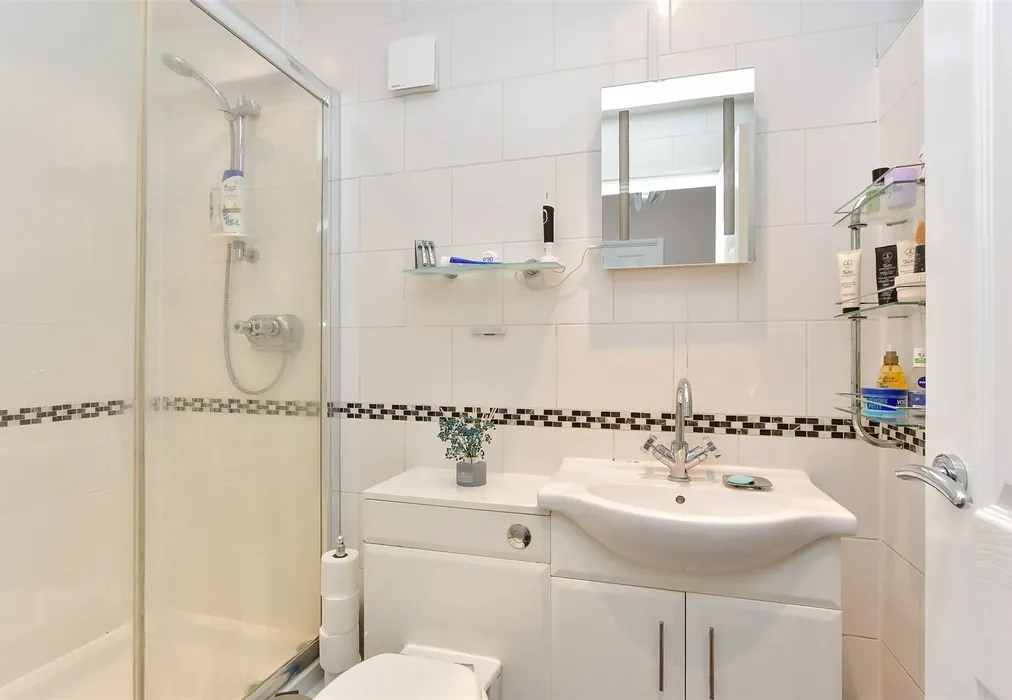 En-Suite Shower Room - Elm Avenue, Chattenden, Rochester, Kent - Wards of Kent