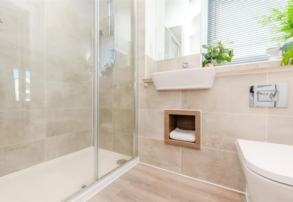 En-Suite Shower Room - Ripplewaters, St. Mary's Island, Chatham, Kent - Wards of Kent