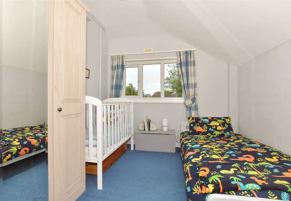 Bedroom 4 - Aerodrome Road, Bekesbourne, Canterbury, Kent - Wards of Kent
