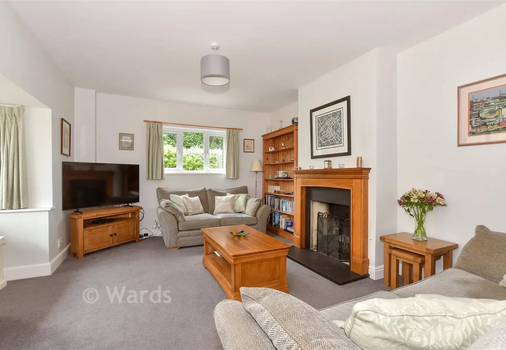 Lounge - Aerodrome Road, Bekesbourne, Canterbury, Kent - Wards of Kent