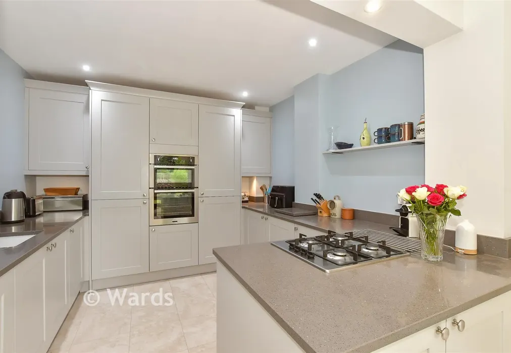 Kitchen - Aerodrome Road, Bekesbourne, Canterbury, Kent - Wards of Kent