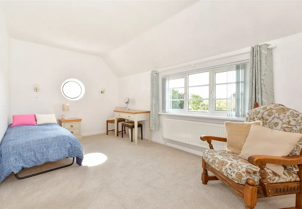 Bedroom 2 - Main Road, Ningwood, Newport, Isle of Wight - Wards of Kent