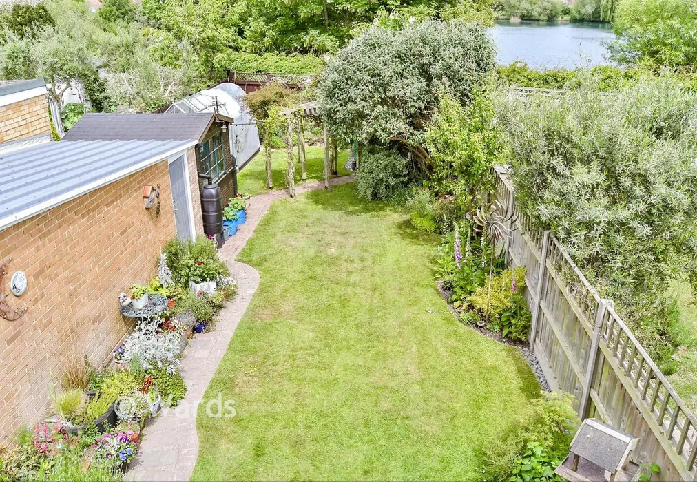 Rear Garden - Wells Way, Faversham, Kent - Wards of Kent