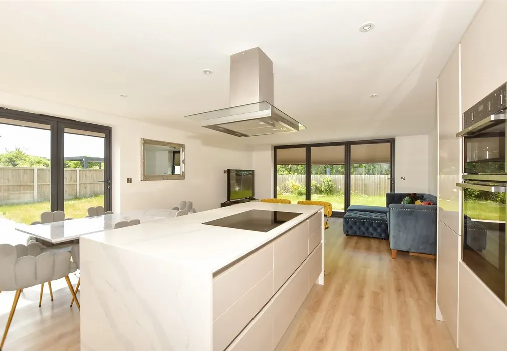 Kitchen/Diner - Farley Road, Margate, Kent - Wards of Kent