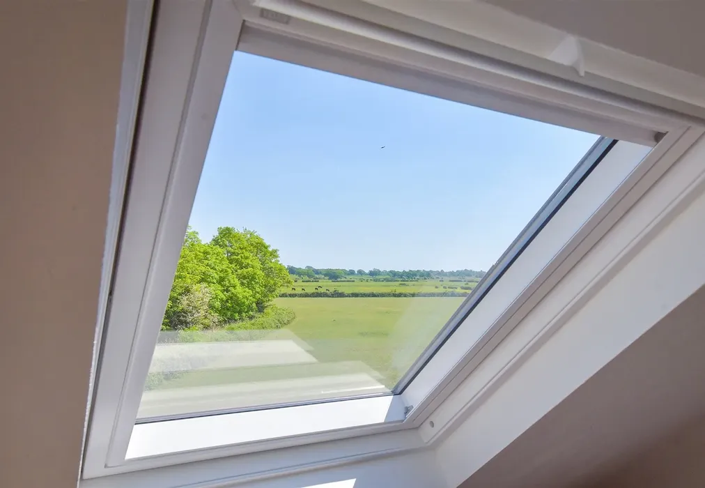 Internal Feature - Fitzalan Road, Arundel, West Sussex - Wards of Kent