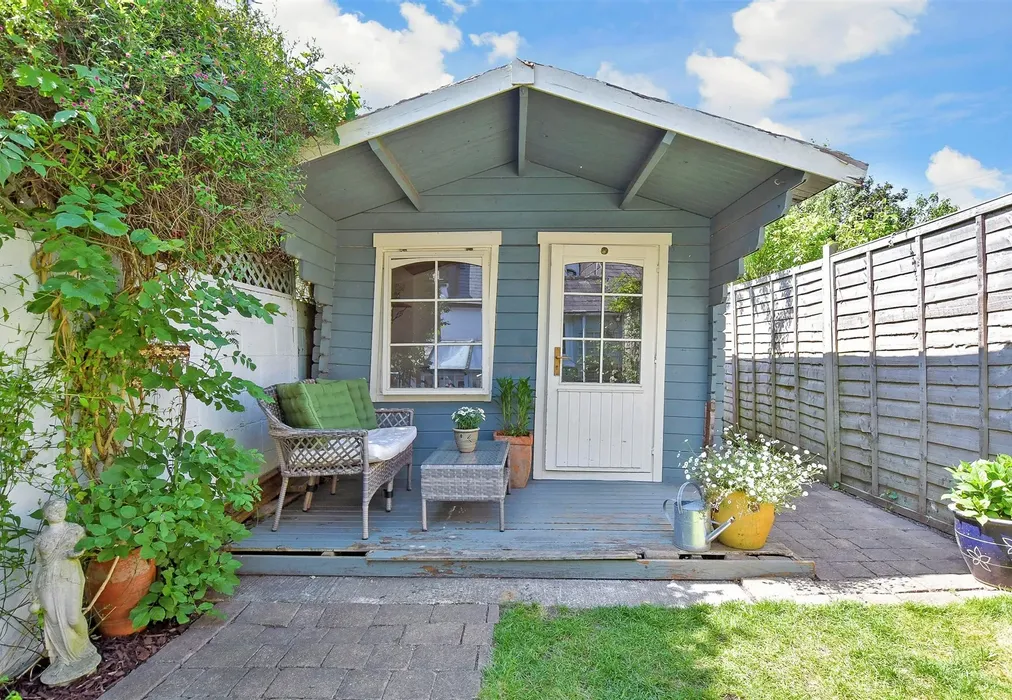 Rear Garden - Fitzalan Road, Arundel, West Sussex - Wards of Kent