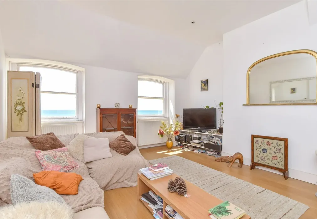 Internal Lifestyle Photograph - Brunswick Terrace, Hove, East Sussex - Wards of Kent