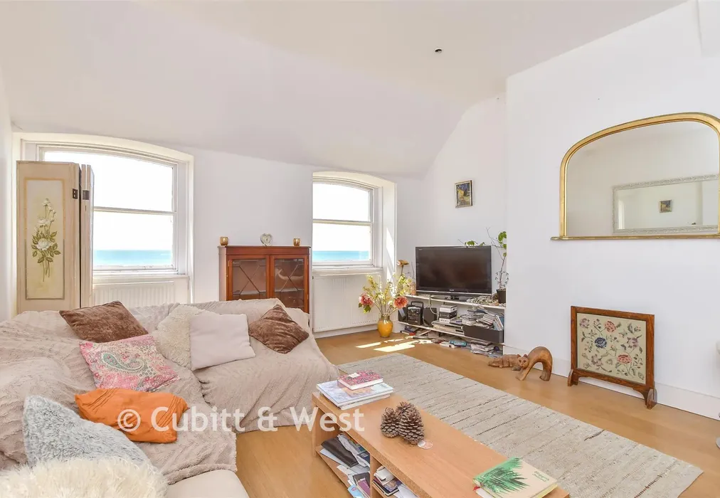 Internal Lifestyle Photograph - Brunswick Terrace, Hove, East Sussex - Wards of Kent