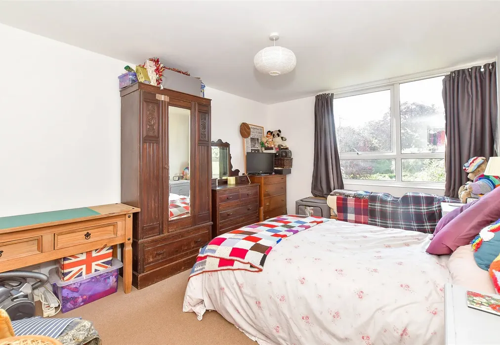 Bedroom - Purbrook Gardens, Waterlooville, Hampshire - Wards of Kent