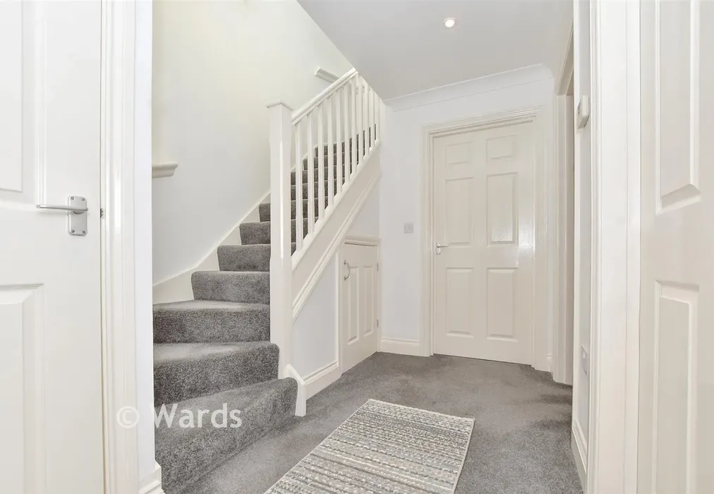 Entrance Hall - Queens Courtyard, Dover, Kent - Wards of Kent