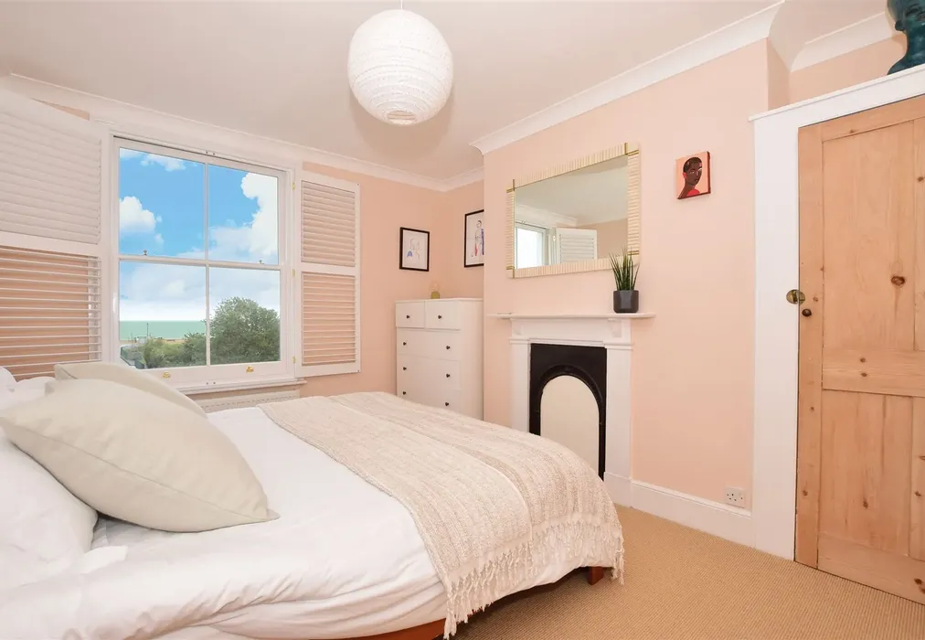Bedroom 4 - Victoria Road, Deal, Kent - Wards of Kent