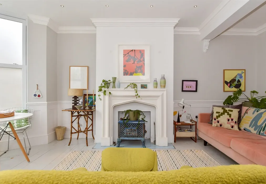 Internal Lifestyle Photograph - Rodney Street, Ramsgate, Kent - Wards of Kent