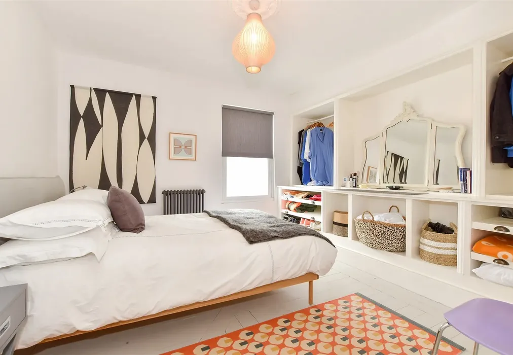 Bedroom 1 - Rodney Street, Ramsgate, Kent - Wards of Kent