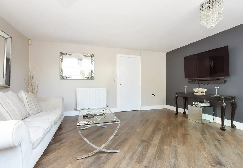 Living Area - Newbery Close, Caterham, Surrey - Wards of Kent