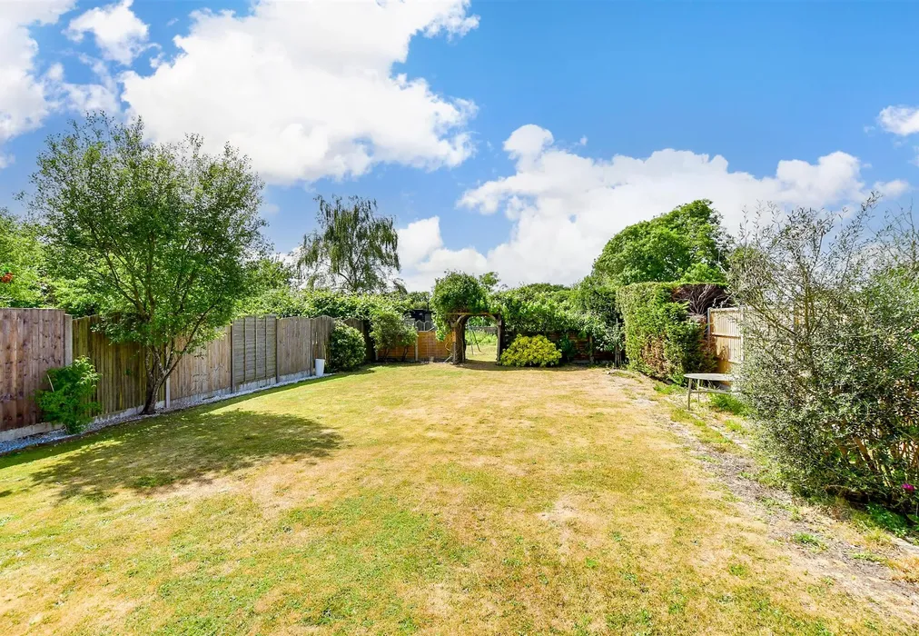 Rear Garden - Vinnetrow Road, Chichester, West Sussex - Wards of Kent