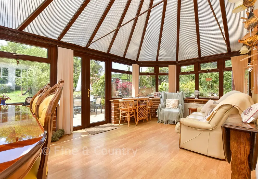 Conservatory - Hill Top, Newchurch, Sandown, Isle of Wight - Wards of Kent