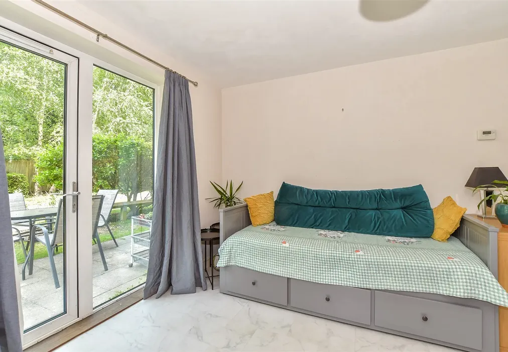 Lounge/ Diner - Medway Road, Tunbridge Wells, Kent - Wards of Kent