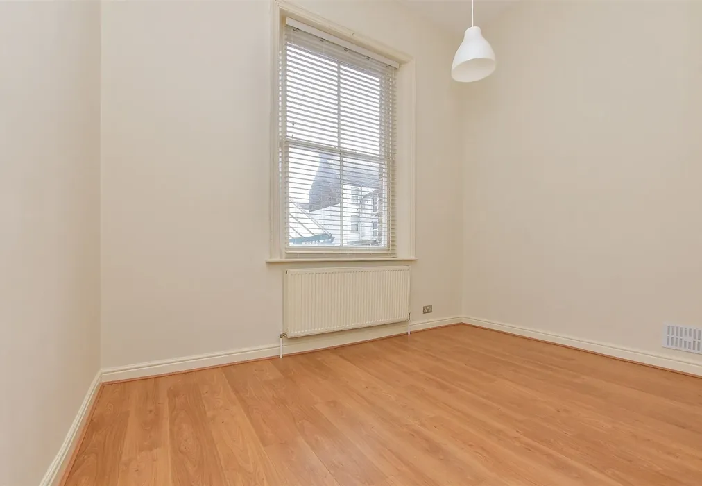 Bedroom 2 - Edgar Road, Cliftonville, Margate, Kent - Wards of Kent