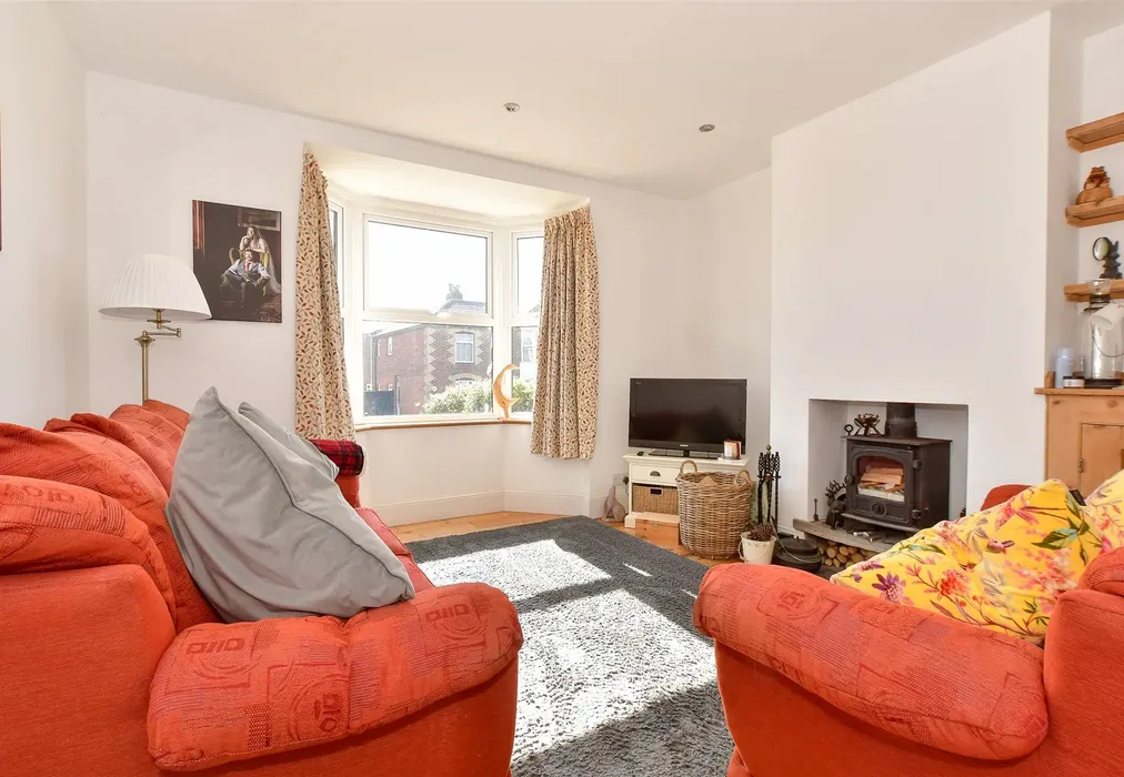 Lounge - Marlborough Road, Elmfield, Ryde, Isle of Wight - Wards of Kent
