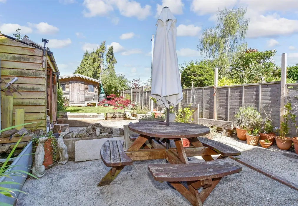 Rear Garden - Marlborough Road, Elmfield, Ryde, Isle of Wight - Wards of Kent